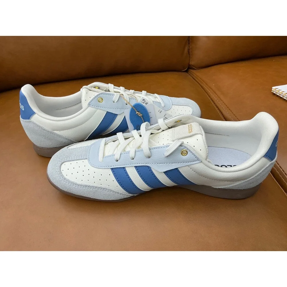 Adidas Barreda Lo Womens Size 8 White Blue New Gum‎ Sole HQ7390 Sneaker
